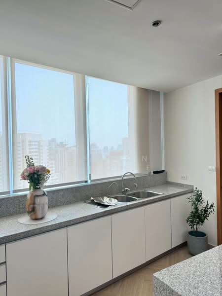 Millennium Residence : มิลเลนเนียม เรสซิเดนซ์, กรุงเทพ, ซอยสุขุมวิท 20 ถนนสุขุมวิท แขวงคลองเตยเหนือ เขตวัฒนา กรุงเทพมหานคร, คลองเตย, กรุงเทพ, 146 ตร.ม., คอนโด ให้เช่า, โดย Chanon Phangchienghien, 500282124 - DDproperty.com