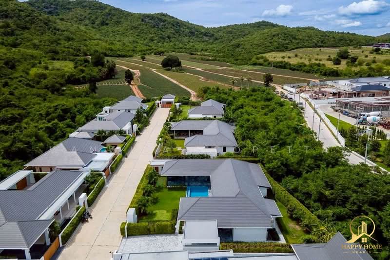 Hillside Hamlet 8, Prachuap Khiri Khan, Soi Hua Na 21, Thap Tai, Hua Hin, Prachuap Khiri Khan, 3 Bedrooms, 250 sqm, Villa For Sale, by Wanwisa Scopetta, 500282172 - DDproperty.com