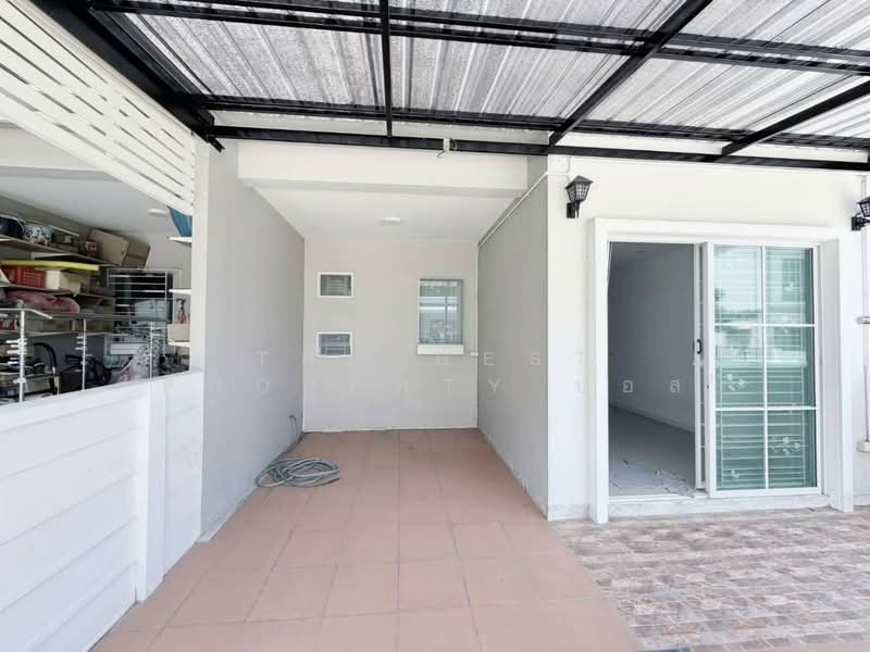เสนา วีว่า ศรีราชา-อัสสัมชัญ (SENA VIVA Sriracha-Assumption), Chon Buri (Pattaya), Surasak, Si Racha, Chon Buri (Pattaya), 4 Bedrooms, 143 sqm, Townhouse For Sale, by The Best Property บอส, 500282199 - DDproperty.com