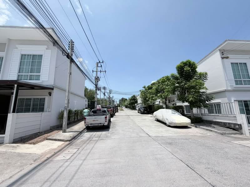 เสนา วีว่า ศรีราชา-อัสสัมชัญ (SENA VIVA Sriracha-Assumption), Chon Buri (Pattaya), Surasak, Si Racha, Chon Buri (Pattaya), 4 Bedrooms, 143 sqm, Townhouse For Sale, by The Best Property บอส, 500282199 - DDproperty.com