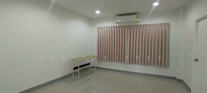หมู่บ้าน 84 แมนชั่น : Baan 84 Mansion, กรุงเทพ, วังทองหลาง, วังทองหลาง, กรุงเทพ, 250 ตร.ม., ทาวน์เฮ้าส์ ขาย, โดย กมลกร ดาวลอย, 500282206 - DDproperty.com