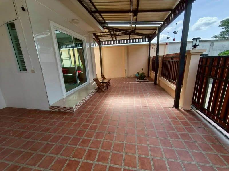 ให้เข่าทาวน์โฮมหลังมุม ม.ดิโอโซน สวนเสือ ศรีราชา, Chon Buri (Pattaya), Surasak, Si Racha, Chon Buri (Pattaya), 3 Bedrooms, 120 sqm, Townhouse For Rent, by Dusit Saengfa, 500282209 - DDproperty.com