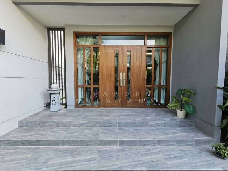 The City Ekkamai-Ladprao, Bangkok, Pradit Manutham Road, Phlapphla, Wang Thonglang, Bangkok, 4 Bedrooms, 309 sqm, Single Detached House For Rent, by Anyaporn Srikanlayanabut, 500282273 - DDproperty.com