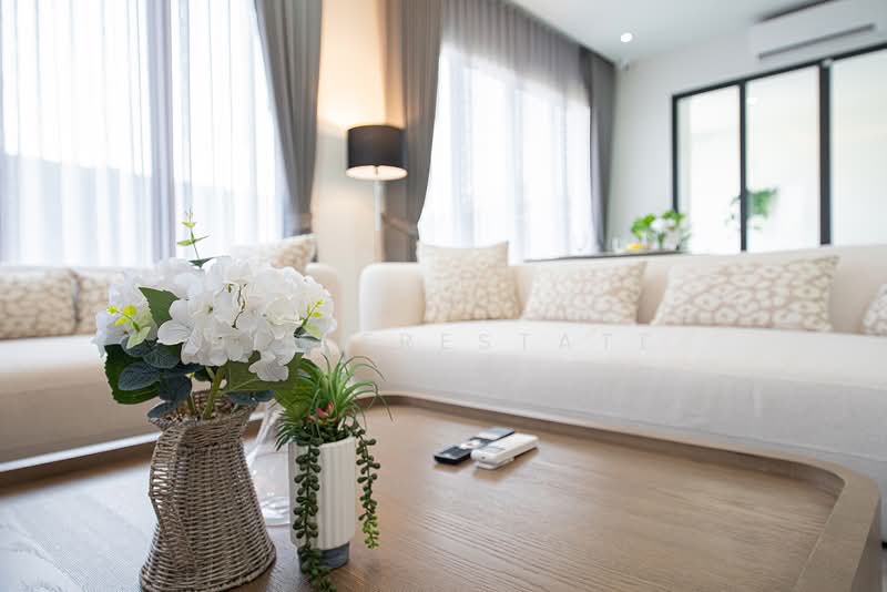 Feel Town Lat Phrao 101, Bangkok, ลาดพร้าว, Khlong Chaokhun Sing, Wang Thonglang, Bangkok, 4 Bedrooms, 270 sqm, Single Detached House For Sale, by DifferEstate, 500282327 - DDproperty.com