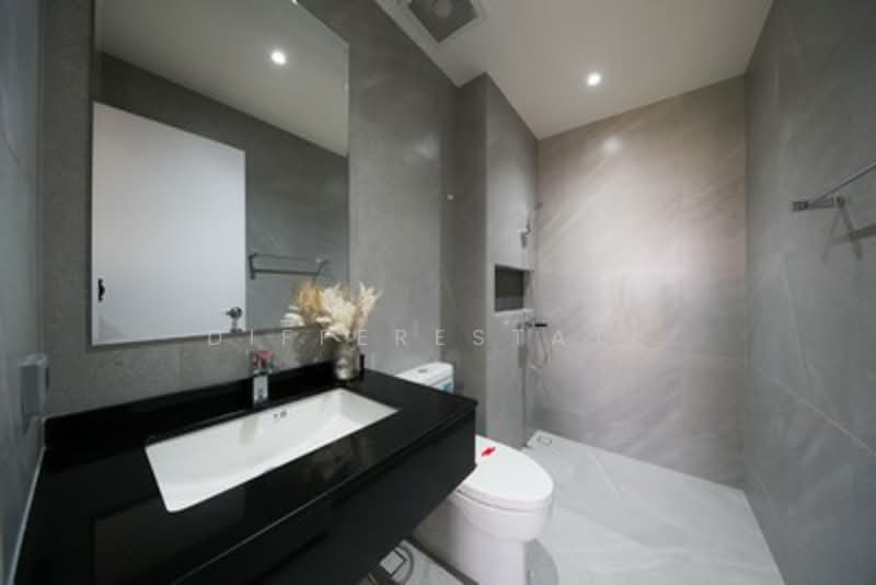 Feel Town Lat Phrao 101, Bangkok, ลาดพร้าว, Khlong Chaokhun Sing, Wang Thonglang, Bangkok, 4 Bedrooms, 270 sqm, Single Detached House For Sale, by DifferEstate, 500282327 - DDproperty.com