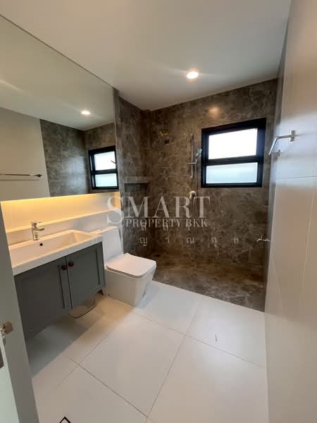 Setthasiri Don Mueang, Bangkok, 289 Soi Choet Wutthakat 9/1, Si Khan, Don Mueang, Bangkok, 5 Bedrooms, 383 sqm, Single Detached House For Rent, by สลิลา อภิญญาณกุล, 500282335 - DDproperty.com