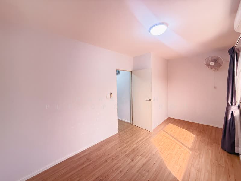 Baan Klang Muang Pinklao - Charan, Bangkok, along the expressway Si Rat  Road-Outer Ring Road, Bang O, Bang Phlat, Bangkok, 3 Bedrooms, 145 sqm, Townhouse For Sale, by Naraseth Puengpornprom, 500282359 - DDproperty.com