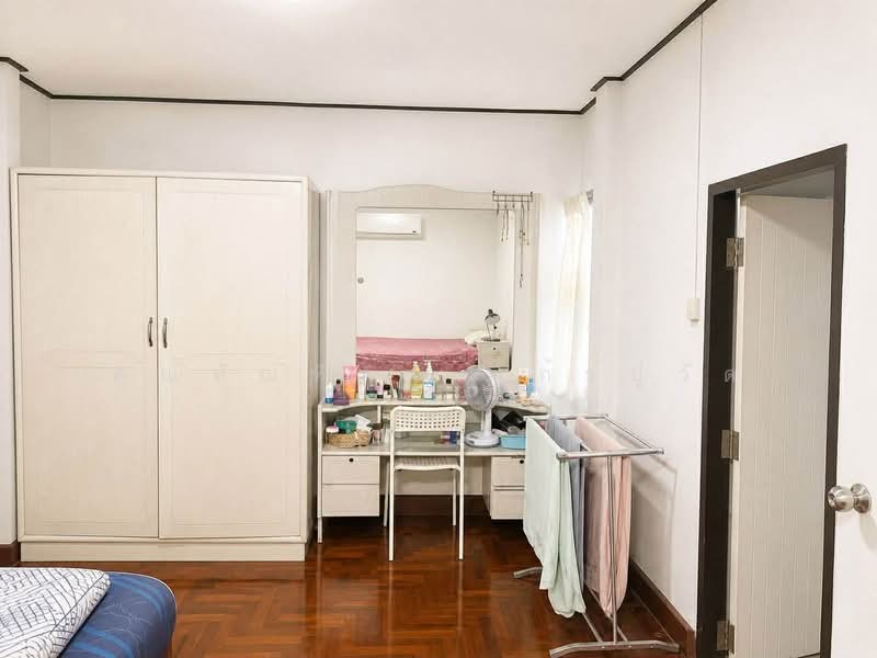 The Colory Vivid, Bangkok, 11 Pracha Rat Bamphen 6 Alley, Huai Khwang, Huai Khwang, Bangkok, 3 Bedrooms, 180 sqm, Single Detached House For Rent, by ทัณฑิกา แก้วปู่วัด, 500282366 - DDproperty.com