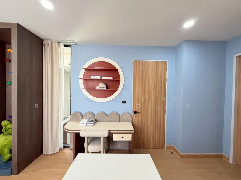 Preecha Beyond Ramkhamhaeng-Krungthepkreetha, Bangkok, Rat Phatthana, Saphan Sung, Bangkok, 4 Bedrooms, 400 sqm, Townhouse For Sale, by Smart Living Bangkok Co.,Ltd., 500282383 - DDproperty.com