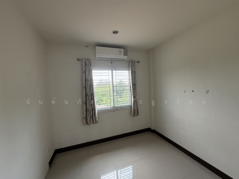 สิรารมณ์พลัส มอเตอร์เวย์, Chachoengsao, สิรินธร, Tha Sa-an, Bang Pakong, Chachoengsao, 3 Bedrooms, 102 sqm, Townhouse For Sale, by นันท์นภัส ประยูรรัตน์, 500282387 - DDproperty.com