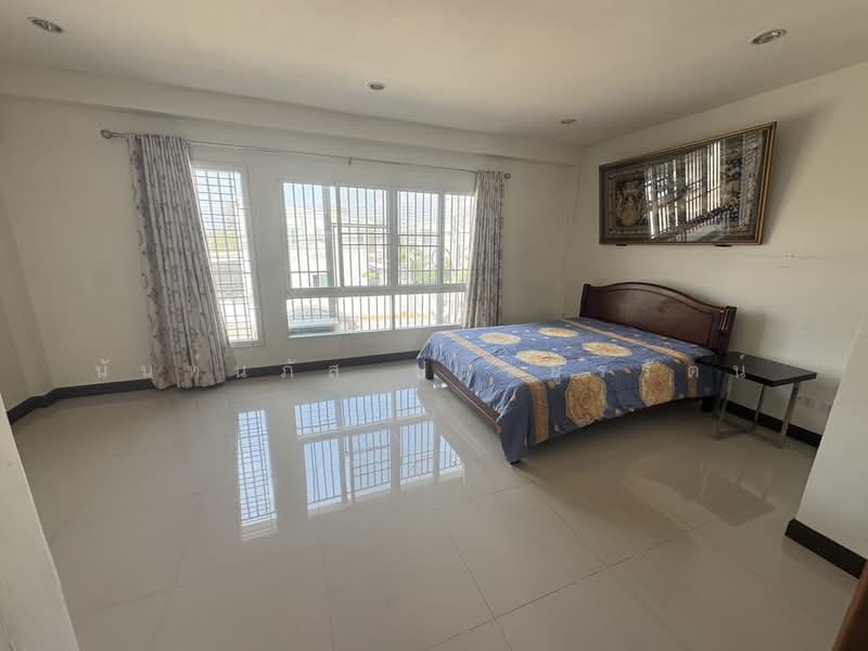 สิรารมณ์พลัส มอเตอร์เวย์, Chachoengsao, สิรินธร, Tha Sa-an, Bang Pakong, Chachoengsao, 3 Bedrooms, 102 sqm, Townhouse For Sale, by นันท์นภัส ประยูรรัตน์, 500282387 - DDproperty.com