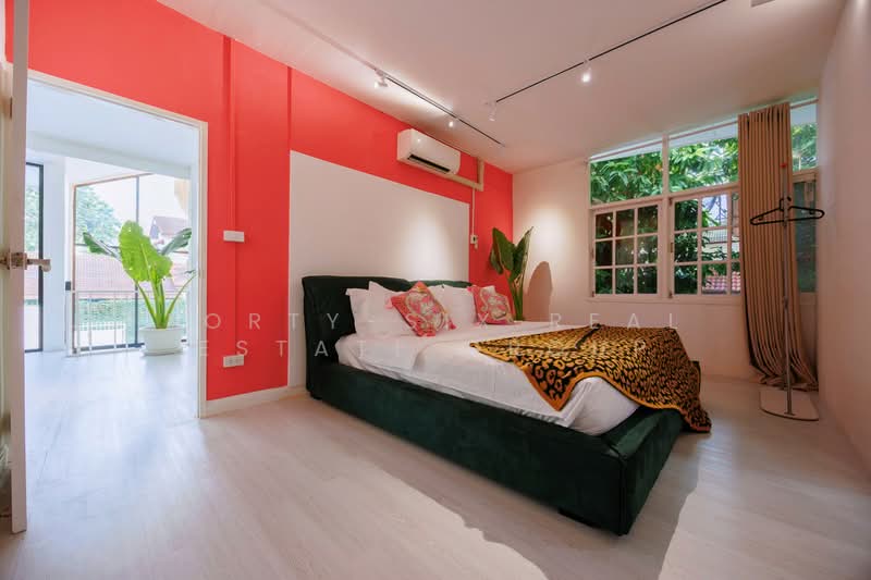 Luxury 7BR Pool Villa with KTV & Golf | Ekkamai, Bangkok, Khlong Tan Nua, Watthana, Bangkok, 7 Bedrooms, 1,000 sqm, Villa For Rent, by Forty-Six Real Estate Group, 500282393 - DDproperty.com