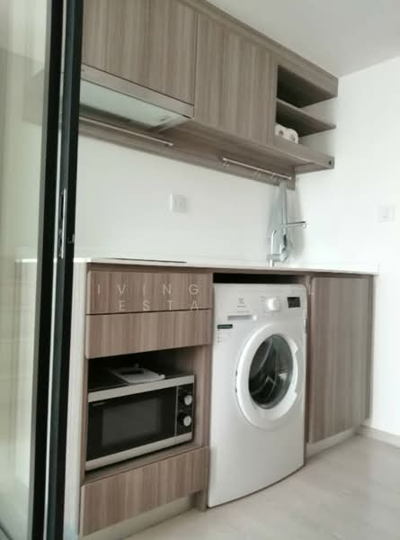 KnightsBridge Phaholyothin Interchange, Bangkok, Phahonyothin Road, Anusaowari, Bang Khen, Bangkok, 2 Bedrooms, 52 sqm, Condo For Rent, by Living Real Estates, 500282433 - DDproperty.com