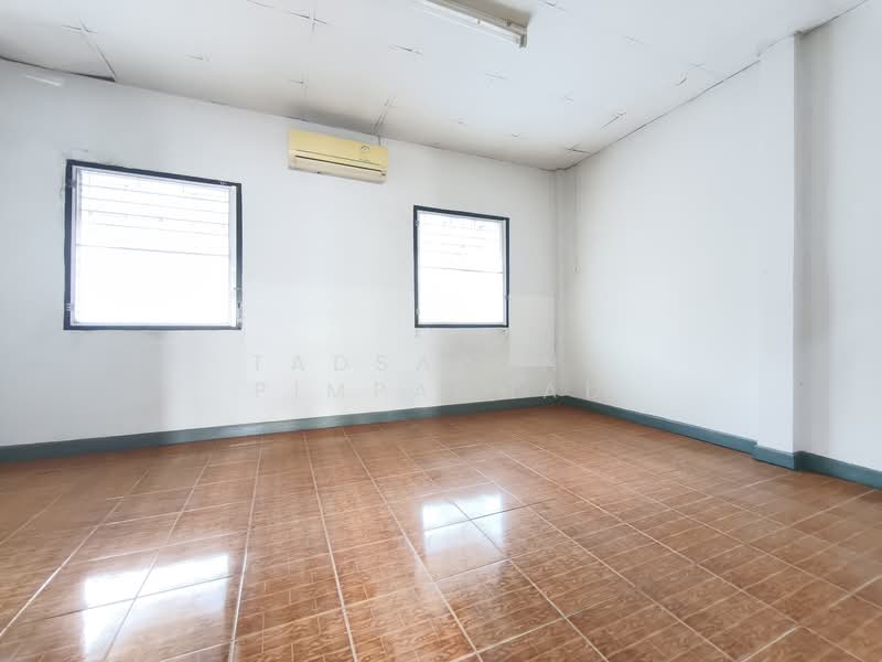 หมู่บ้านพิธิพันธ์ วิลล่า (พหลโยธิน 52), Bangkok, Sai Mai, Sai Mai, Bangkok, 2 Bedrooms, 144 sqm, Townhouse For Sale, by Tadsapong Pimpachad, 500282459 - DDproperty.com