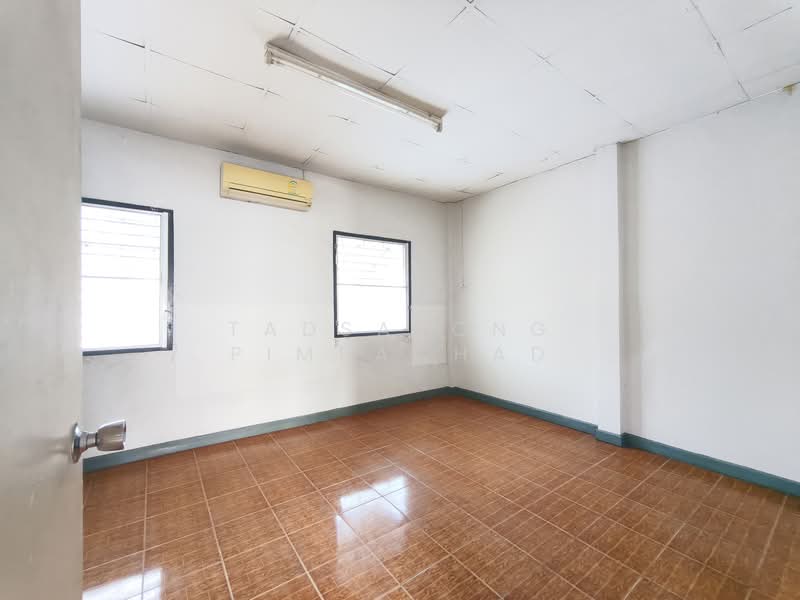 หมู่บ้านพิธิพันธ์ วิลล่า (พหลโยธิน 52), Bangkok, Sai Mai, Sai Mai, Bangkok, 2 Bedrooms, 144 sqm, Townhouse For Sale, by Tadsapong Pimpachad, 500282459 - DDproperty.com