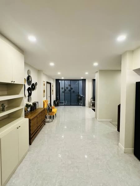 Luxury Pool Villa in a Secure Gated Community (Flood-Free Zone), Chiang Mai, San Na Moeng, San Sai, Chiang Mai, 4 Bedrooms, 648 sqm, Villa For Rent, by Wenyu Zhou, 500282463 - DDproperty.com