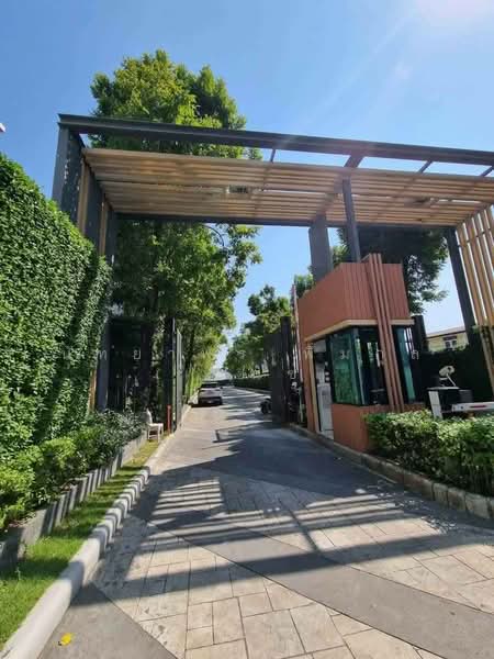 Baan Lumpini Suanluang Rama 9 Phase 2, Bangkok, Chaloem Phrakiat Rama 9 Road, Prawet, Prawet, Bangkok, 3 Bedrooms, 310 sqm, Single Detached House For Rent, by Nattayaporn Peumkul (Benz), 500282470 - DDproperty.com