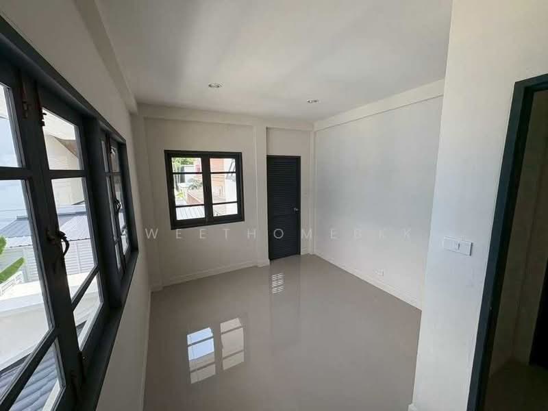ภาณุ การ, Bangkok, สวนผัก58, Sala Thammasop, Thawi Watthana, Bangkok, 3 Bedrooms, 240 sqm, Single Detached House For Sale, by SweetHomeBKK, 500282486 - DDproperty.com