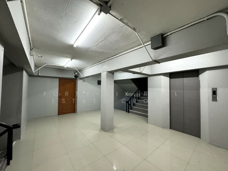 ตึกรีโนเวทย่านห้วยขวาง 6ชั้น, Bangkok, Huai Khwang, Huai Khwang, Bangkok, , 2,000 sqm, Shophouse For Rent, by Forty-Six Real Estate Group, 500282503 - DDproperty.com