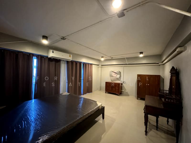 ตึกรีโนเวทย่านห้วยขวาง 6ชั้น, Bangkok, Huai Khwang, Huai Khwang, Bangkok, , 2,000 sqm, Shophouse For Rent, by Forty-Six Real Estate Group, 500282503 - DDproperty.com