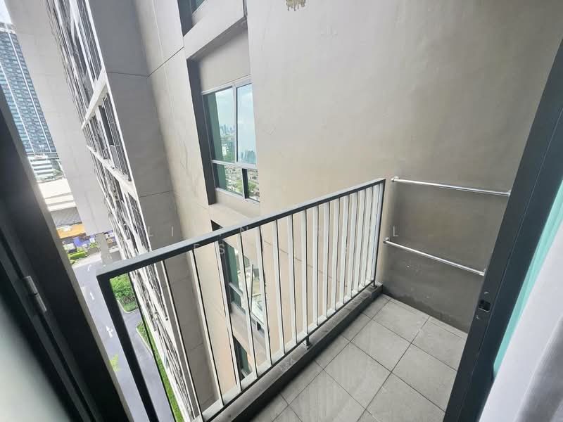 Centric Ratchada-Huai Khwang, Bangkok, Ratchadapisek Road, Huai Khwang, Huai Khwang, Bangkok, 1 Bedroom, 36 sqm, Condo For Rent, by Living Real Estates, 500282557 - DDproperty.com