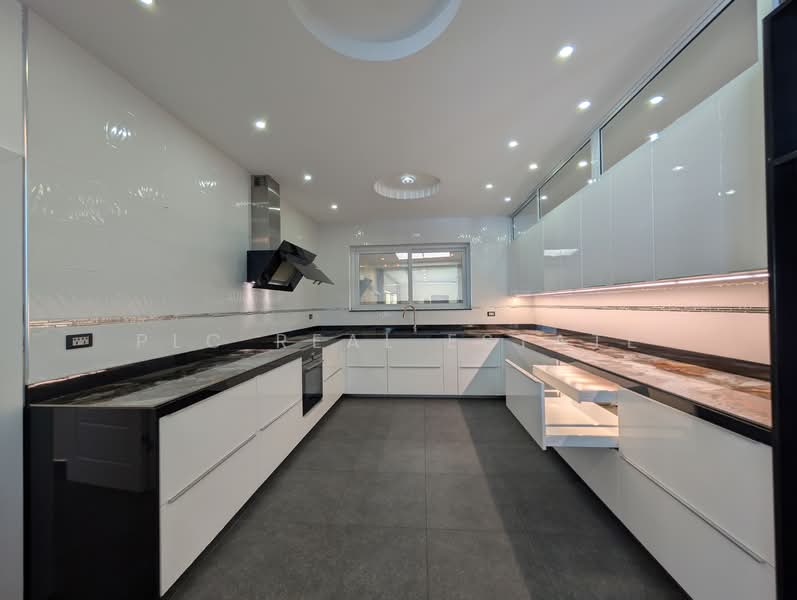 Luxury Pool Villa for Sale East Pattaya Near Regents School, Chon Buri (Pattaya), Bang Lamung, Bang Lamung (Pattaya), Chon Buri (Pattaya), 5 Bedrooms, 480 sqm, Villa For Sale, by PLC real estate, 500282571 - DDproperty.com