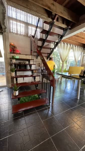 ขาย - บ้านเดี่ยวพร้อมพื้นที่ธุรกิจ ร้านกาแฟ พระราม 9 เนื้อที่ 63 ตรว., กรุงเทพ