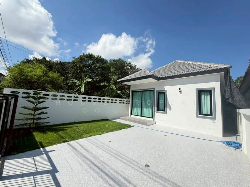 Brand new detached house for sale near the new Lotus supermarket in Sriracha., Chon Buri (Pattaya), Surasak, Si Racha, Chon Buri (Pattaya), 3 Bedrooms, 138 sqm, Single Detached House For Sale, by A House Property Co.,Ltd., 500282617 - DDproperty.com