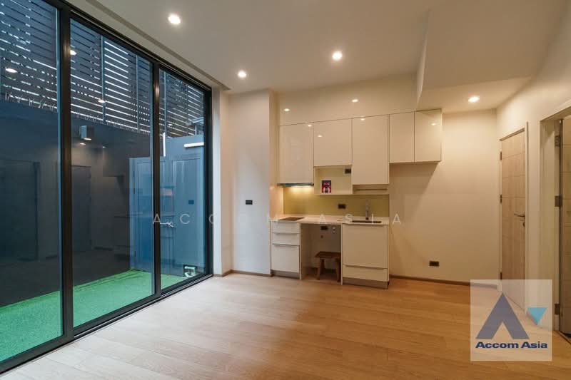 Pet friendly 4 Bedrooms Townhouse for Sale and Rent in Sukhumvit, Bangkok near BTS Bang Chak at Luxu, กรุงเทพ, คลองตันเหนือ, วัฒนา, กรุงเทพ, 210 ตร.ม., บ้านเดี่ยว ให้เช่า, โดย Accom Asia, 500282665 - DDproperty.com