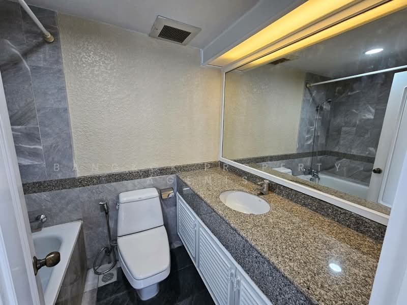 Las Colinas, Bangkok, Sukhumvit 21 Road, Khlongtoei Nua, Watthana, Bangkok, 2 Bedrooms, 100 sqm, Condo For Rent, by BANGKOK PROPERTY AGENTS, 500282678 - DDproperty.com