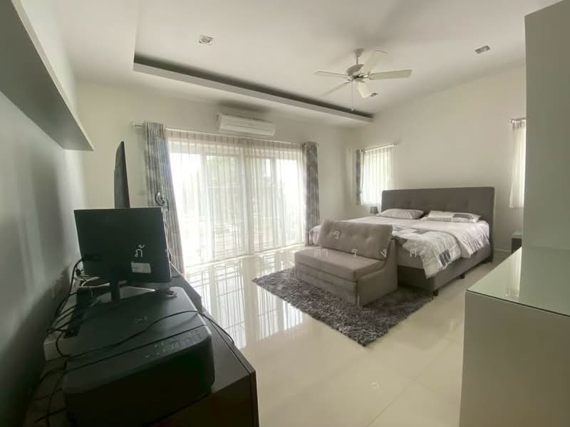 Lakeside Court 5, Chon Buri (Pattaya), Poong, Bang Lamung (Pattaya), Chon Buri (Pattaya), 4 Bedrooms, 300 sqm, Single Detached House For Sale, by ภัทรภร ภัทรเดชดำรงค์, 500282694 - DDproperty.com