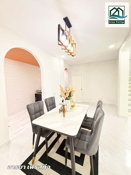พร้อมพัฒน์1 ถนนปัญญาเซนทรัลปาร์ค, Bangkok, Sam Wa Tawan Tok, Khlong Sam Wa, Bangkok, 4 Bedrooms, 211 sqm, Single Detached House For Sale, by วิสุทธินี เฉลิมสินสุวรรณ, 500282706 - DDproperty.com