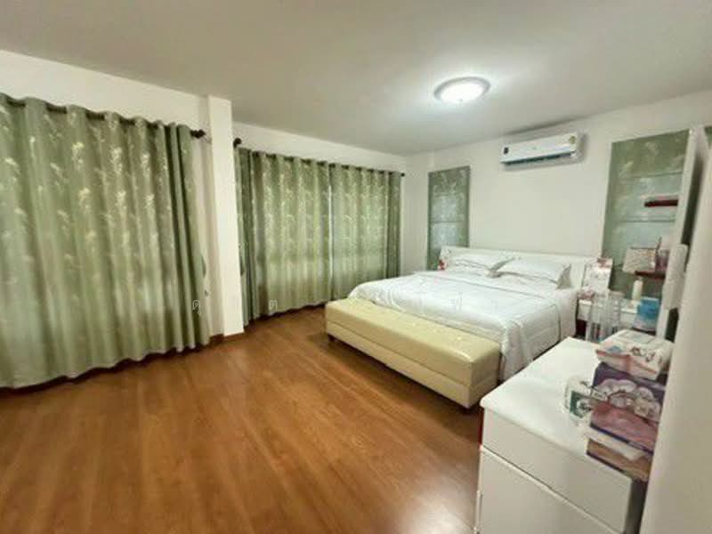 ให้เช่าบ้านเดี่ยวหลังใหญ่ ใจกลาง ศรีราชา, Chon Buri (Pattaya), Surasak, Si Racha, Chon Buri (Pattaya), 3 Bedrooms, 180 sqm, Single Detached House For Rent, by Dusit Saengfa, 500282711 - DDproperty.com