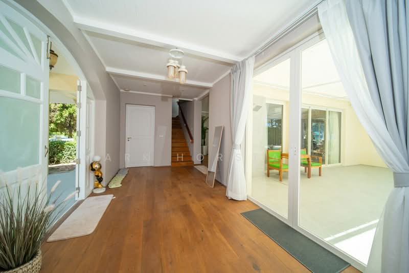 Beachfront Pool Villa, Phuket, Rawai, Muang Phuket, Phuket, 4 Bedrooms, 505 sqm, Villa For Rent, by Mark Horsfall, 500282719 - DDproperty.com