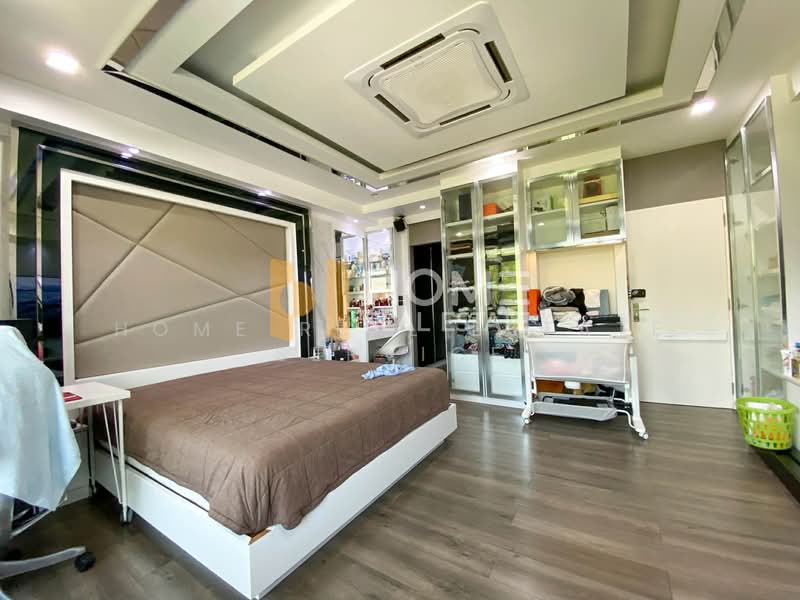 Mantana Prannok Sai 2-Bang Waek, Bangkok, 253 Bang Waek Road, Bang Phai, Bang Khae, Bangkok, 6 Bedrooms, 302 sqm, Single Detached House For Sale, by HOME Real Estate Service, 500282720 - DDproperty.com