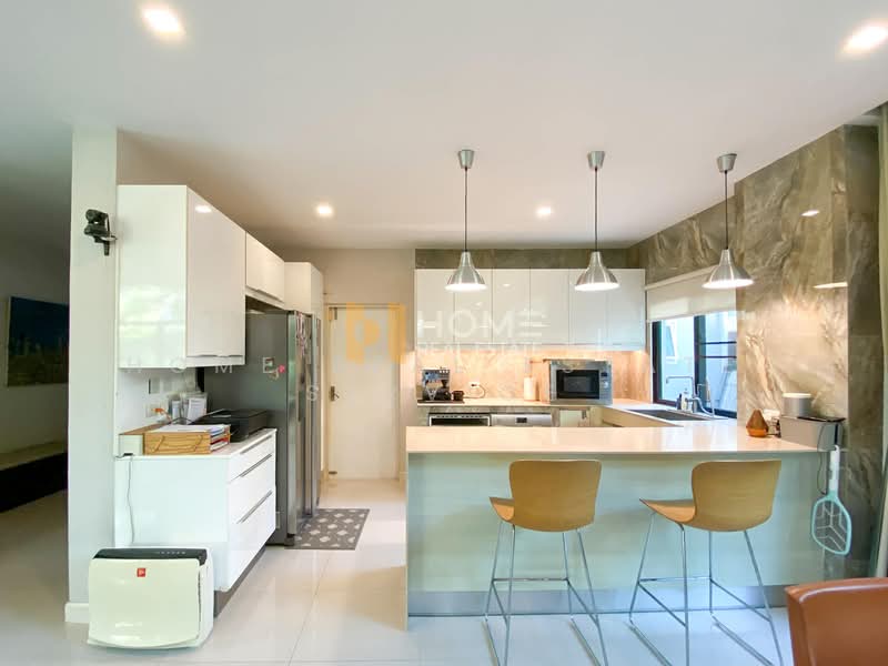 Urban Sathorn, Bangkok, Ratchaphruek Road, Bang Chak, Phasi Charoen, Bangkok, 3 Bedrooms, 243 sqm, Single Detached House For Sale, by HOME Real Estate Service, 500282731 - DDproperty.com
