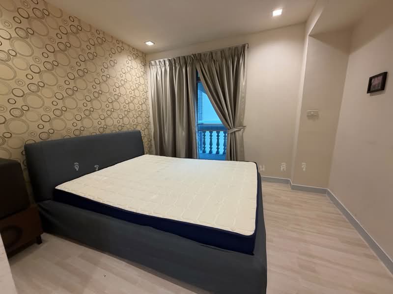 Royal Castle Sukhumvit, Bangkok, 30 Soi Sukhumvit 39, Khlongtoei Nua, Watthana, Bangkok, 3 Bedrooms, 165 sqm, Condo For Sale, by Jirayu Chaiyawattanasiri, 500282741 - DDproperty.com