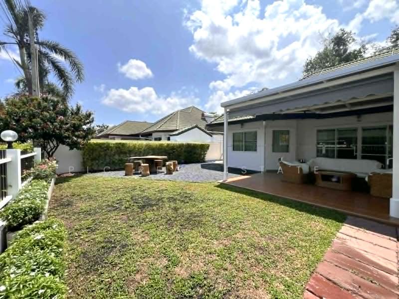 Modern Villa for Sale Pattaya Quiet Residential Area Pet Friendly, Chon Buri (Pattaya), Bang Lamung, Bang Lamung (Pattaya), Chon Buri (Pattaya), 3 Bedrooms, 360 sqm, Villa For Sale, by PLC real estate, 500282772 - DDproperty.com