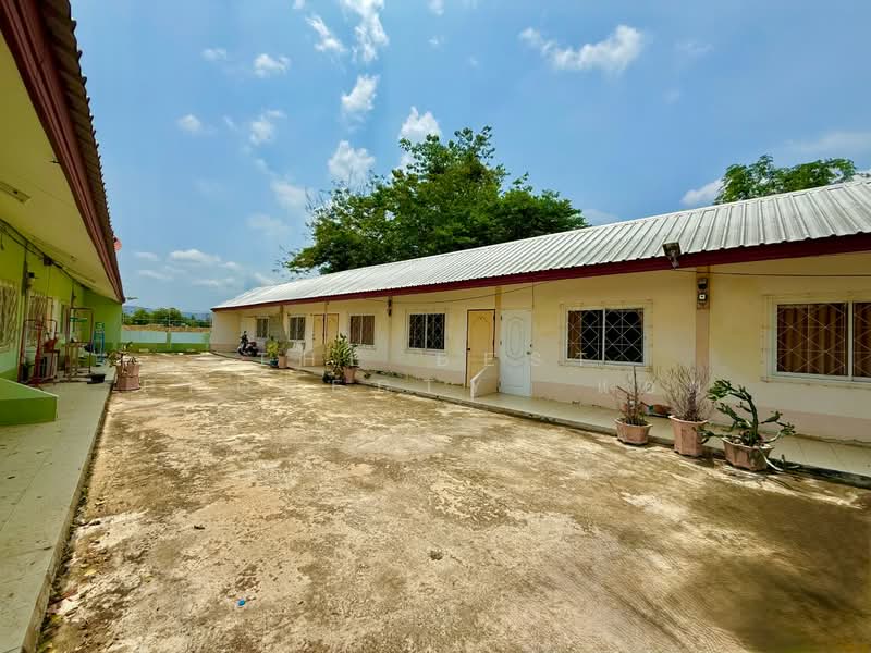 ห้องแถวสระโบสถ์ ลพบุรี, Lop Buri, Sra Bot, Sra Bot, Lop Buri, 6 Bedrooms, 120 sqm, Single Detached House For Sale, by The Best Property  แอม, 500282802 - DDproperty.com
