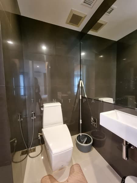 Rhythm Sukhumvit 50, Bangkok, 8 Sukhumvit 50, Sukhumvit Road, Phra Kanong, Khlong Toei, Bangkok, 1 Bedroom, 45 sqm, Condo For Rent, by Ti Nitipat, 500282805 - DDproperty.com