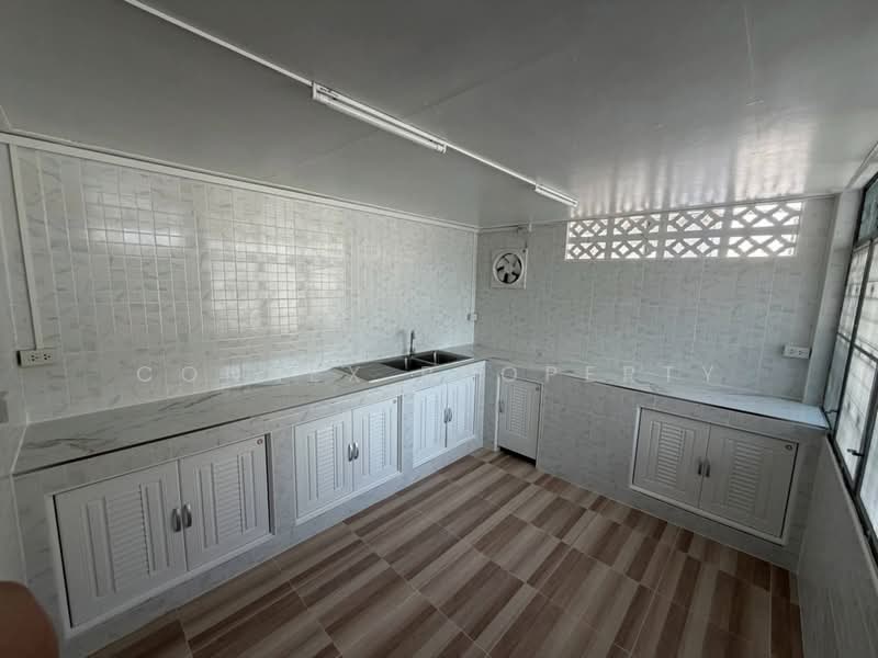 Newly renovated detached house, Soi Wachirathamsathit 57, Bangkok, , Bang Chak, Phra Khanong, Bangkok, 3 Bedrooms, 21 sqm, Single Detached House For Rent, by Connex Property, 500282826 - DDproperty.com
