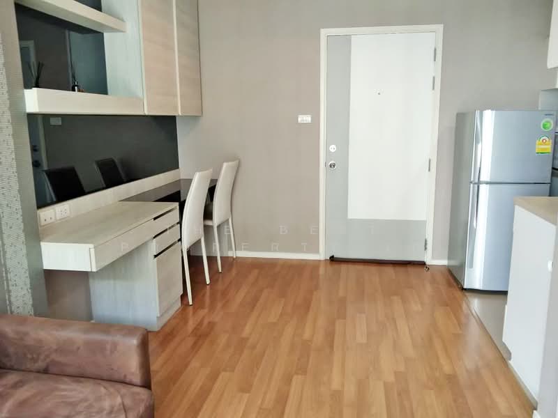Lumpini Park Rama 9-Ratchada, Bangkok, 888 Chaturathit Road, Bang Kapi, Huai Khwang, Bangkok, 1 Bedroom, 30 sqm, Condo For Sale, by The Best Property เก๋, 500282845 - DDproperty.com