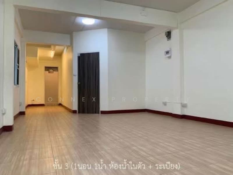 ทำเล ใจกลางสีลม อาคารพาณิชย์ 5 ชั้นครึ่ง, กรุงเทพ, หมู่บ้านเซนหลุยส์เซ็นเตอร์แยก4, ทุ่งวัดดอน, สาทร, กรุงเทพ, 252 ตร.ม., ตึกแถว-อาคารพาณิชย์ ให้เช่า, โดย Connex Property, 500282856 - DDproperty.com