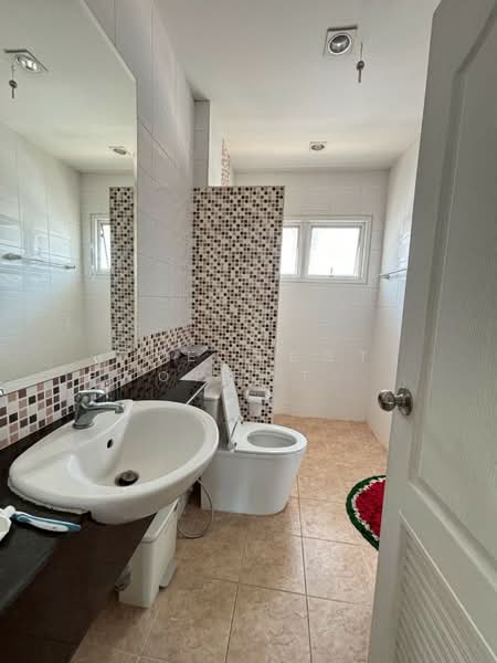 Le Nakarin Srinakarin, Samut Prakan, Moobaan Le Nakarin Road, Bang Mueng, Muang Samut Prakarn, Samut Prakan, 3 Bedrooms, 120 sqm, Single Detached House For Sale, by The Best Property ตอง, 500282857 - DDproperty.com