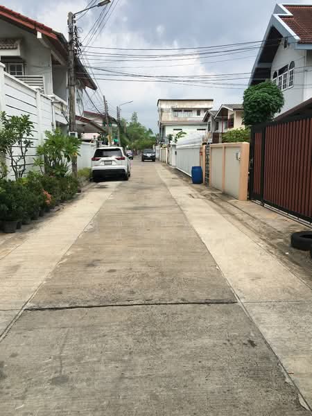 บ้านพัก นครอินทร์3 สะพานพระราม5 ใกล้บิ๊กซีติวานนท์, นนทบุรี, นครอินทร์3, ตลาดขวัญ, เมืองนนทบุรี, นนทบุรี, 138 ตร.ม., บ้านแฝด ขาย, โดย คุณอัมพร ศิริภานุรัตน์, 500282871 - DDproperty.com