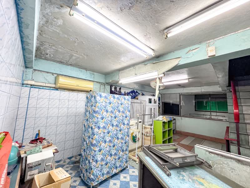 Commercial Building Krungthep - Nonthaburi 2, Bangkok, Bang Sue, Bang Sue, Bangkok, , 220 sqm, Shophouse For Sale, by HOME Real Estate Service, 500282880 - DDproperty.com