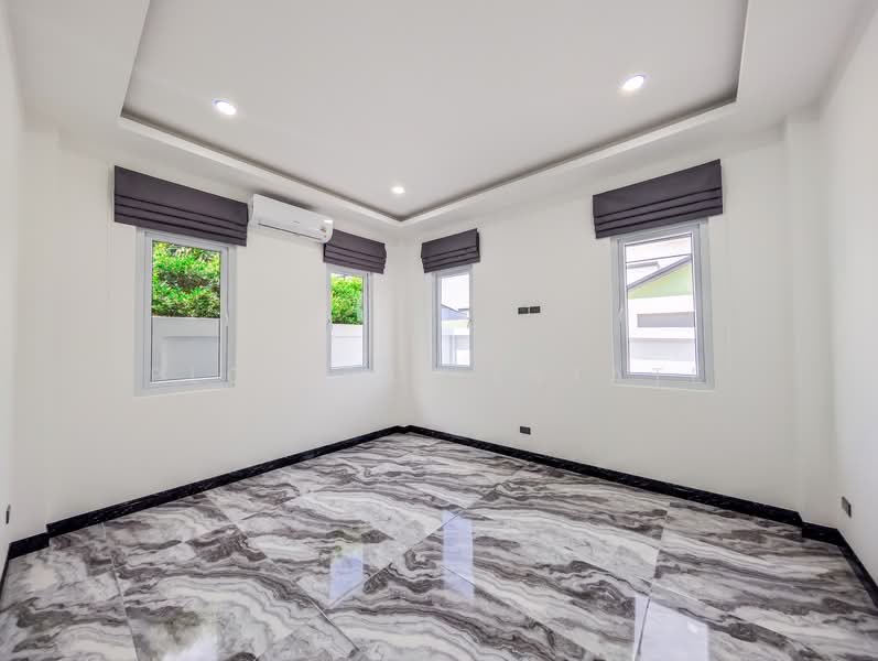 Pool Villa for Sale Huay Yai East Pattaya, Chon Buri (Pattaya), Bang Lamung, Bang Lamung (Pattaya), Chon Buri (Pattaya), 4 Bedrooms, 170 sqm, Single Detached House For Sale, by PLC real estate, 500282919 - DDproperty.com