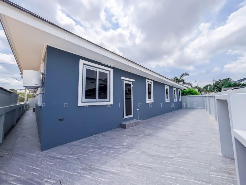 Pool Villa for Sale Huay Yai East Pattaya, Chon Buri (Pattaya), Bang Lamung, Bang Lamung (Pattaya), Chon Buri (Pattaya), 4 Bedrooms, 170 sqm, Single Detached House For Sale, by PLC real estate, 500282919 - DDproperty.com