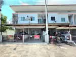 ธนวรรณ ลิฟวิ่ง 3, ชลบุรี