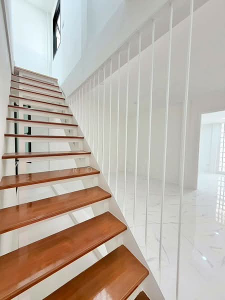 One and a half story townhouse , Soi Ngamwongwan 35, Nonthaburi, -, Bang Kra So, Muang Nonthaburi, Nonthaburi, 3 Bedrooms, 80 sqm, Townhouse For Sale, by Connex Property, 500283029 - DDproperty.com